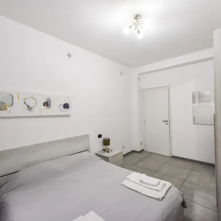 Modern Loft - Porta Susa & Centro Apartman
